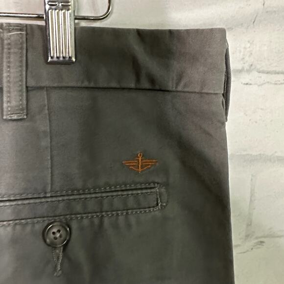 Dockers Men’s Classic Gray Flat Front Pants, Size 40x32, Pre-owned - Picture 3 of 6